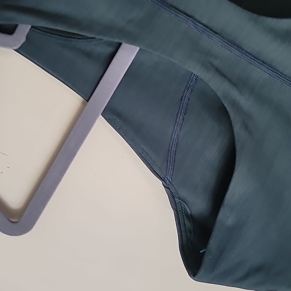 BRA LIGHT WEIGHT SPORTS OUTDOOR VOICES SZ M - Picture 3 of 13